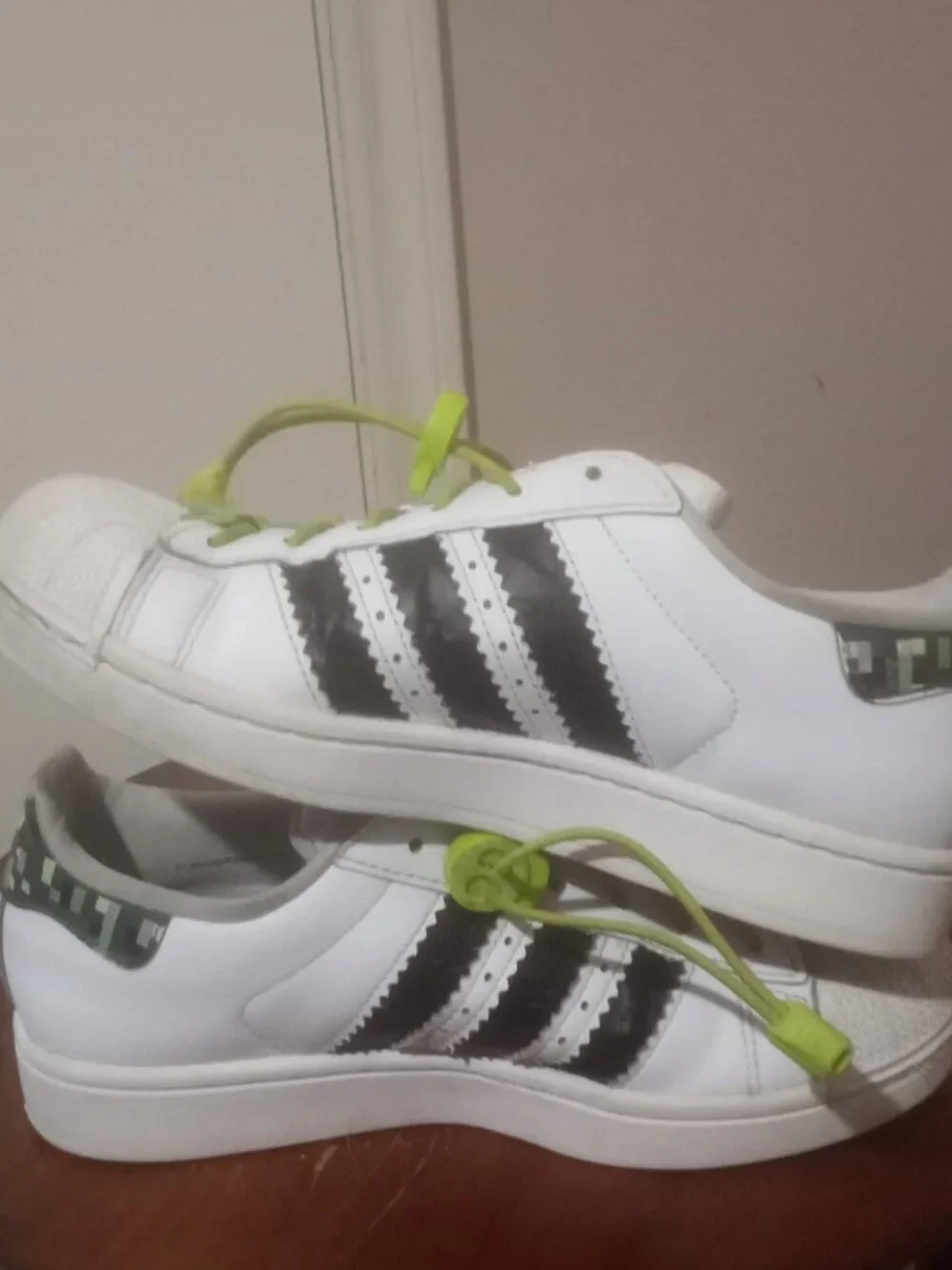 Kids Size 5.5 Adidas Superstar II J MINECRAFT White Black Shoe JQ8749